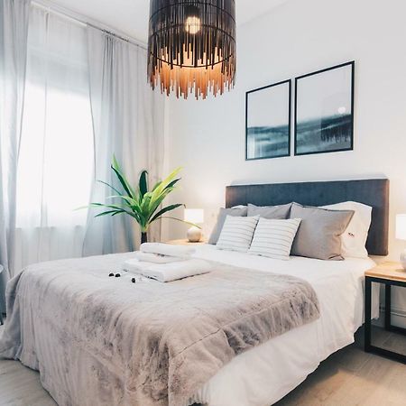 Altair Apartment By People Rentals Bilbao Exteriör bild