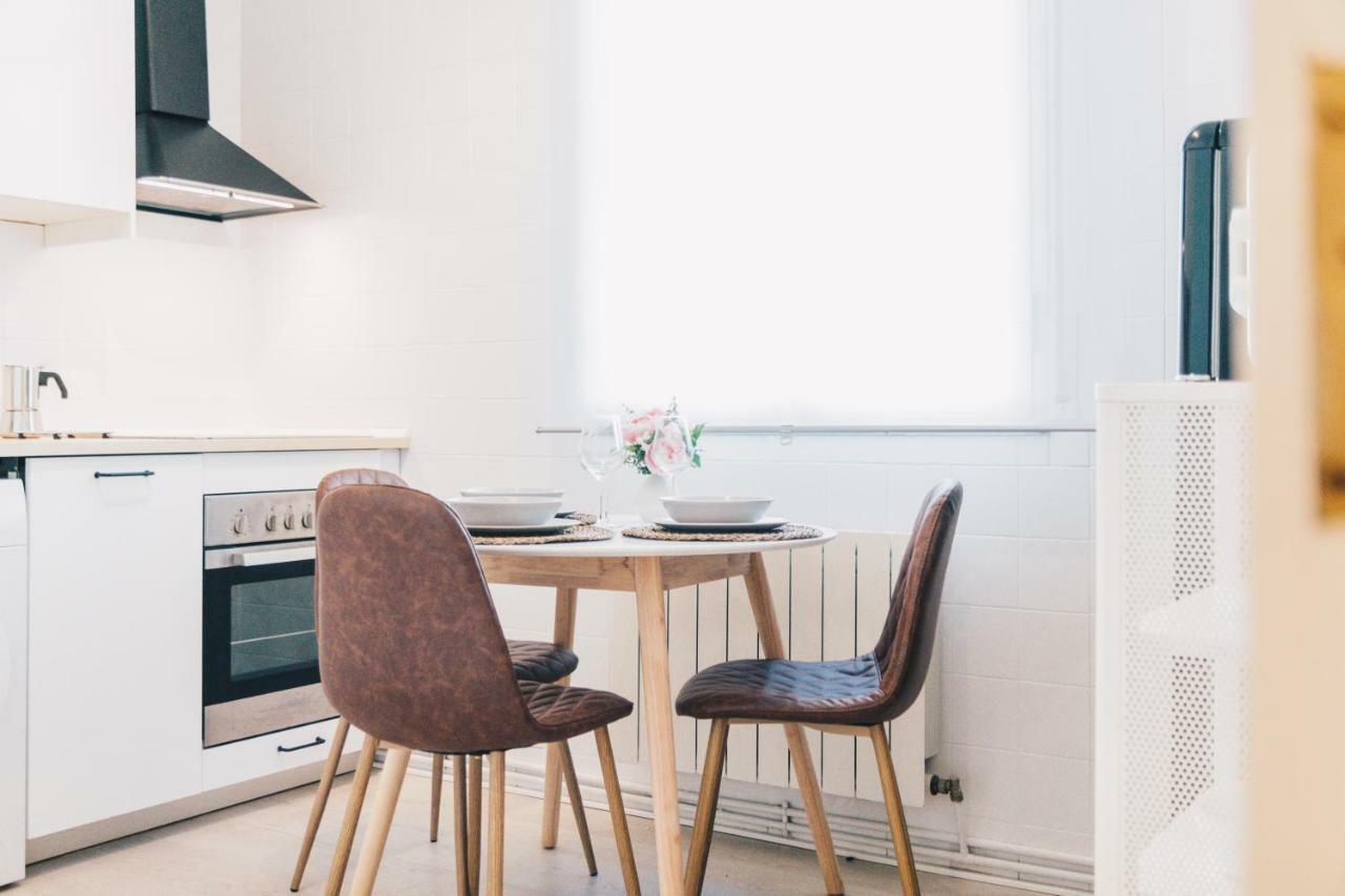 Altair Apartment By People Rentals Bilbao Exteriör bild